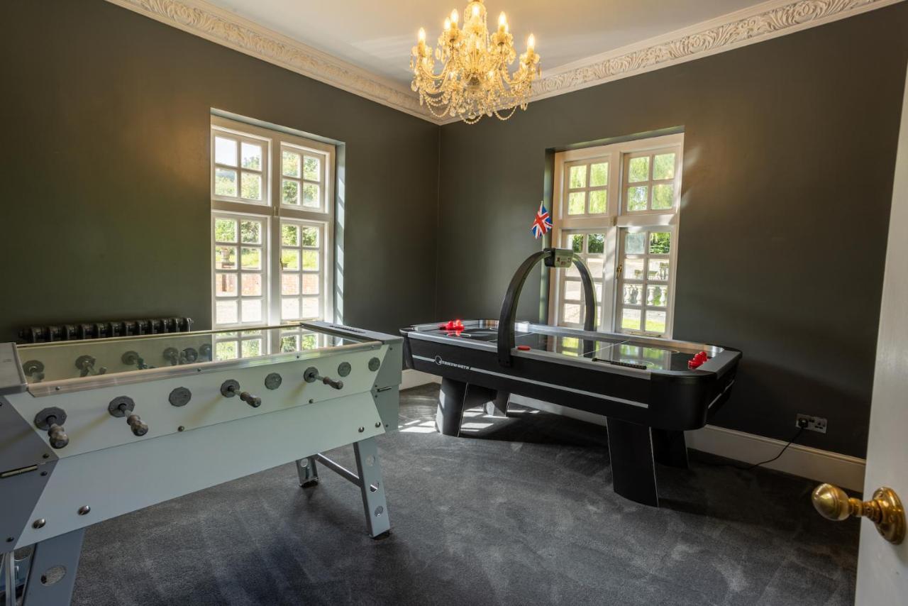 Eastwood Observatory: 12 Bedrooms, Swimming Pool And Tennis Court هايلشام المظهر الخارجي الصورة