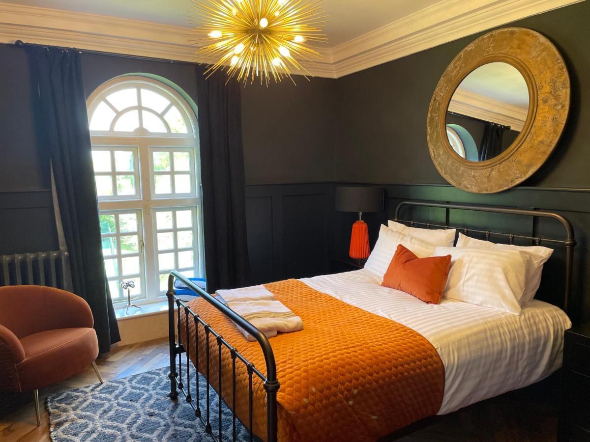Eastwood Observatory: 12 Bedrooms, Swimming Pool And Tennis Court هايلشام المظهر الخارجي الصورة